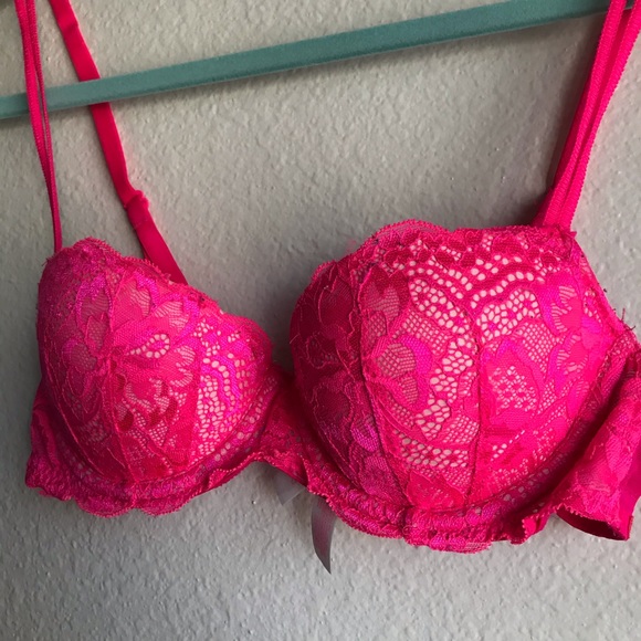 PINK by V.S. Lace Push-up Date Bra - Picture 2 of 6